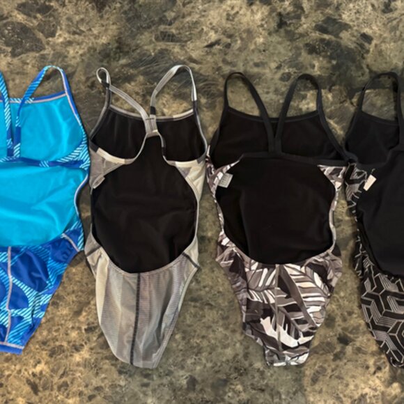 Lot of Four Arena Training Swimsuits Size 30 Challenge Back EUC - Picture 2 of 3
